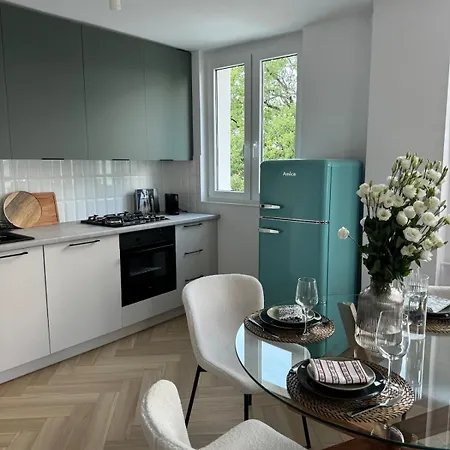 77 - Nowoczesny W Otwocku