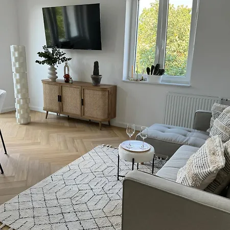 Apartment 77 - Nowoczesny W Otwocku